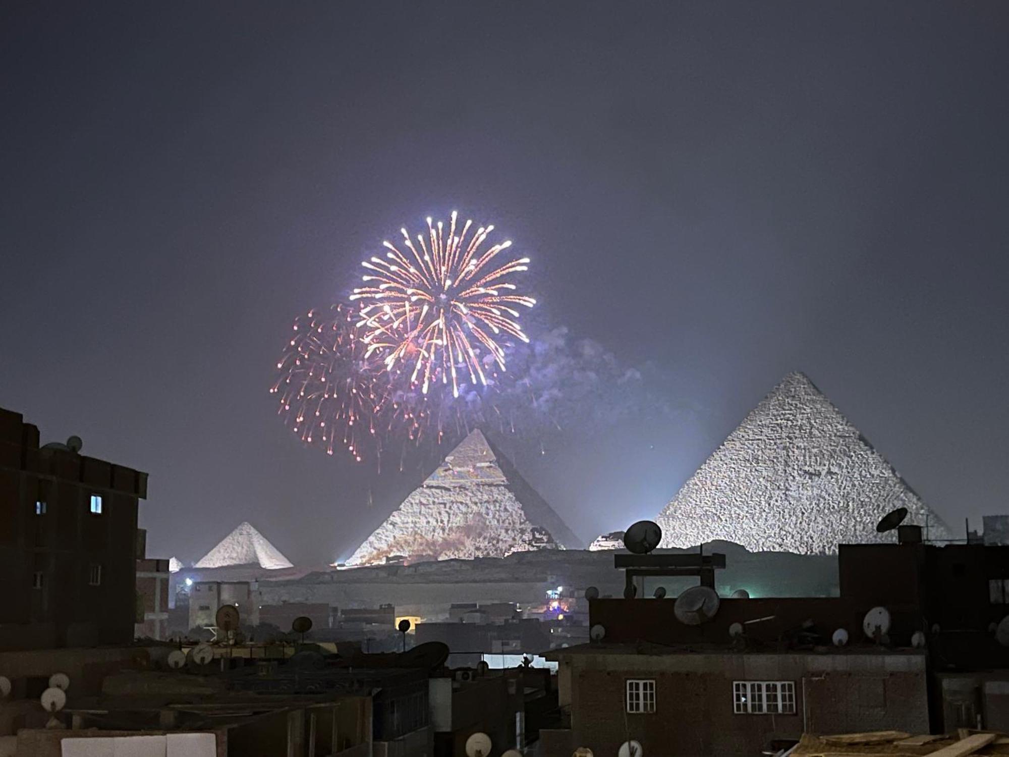 Pyramids Kefren Hotel Kafret el-Gabal Exterior foto